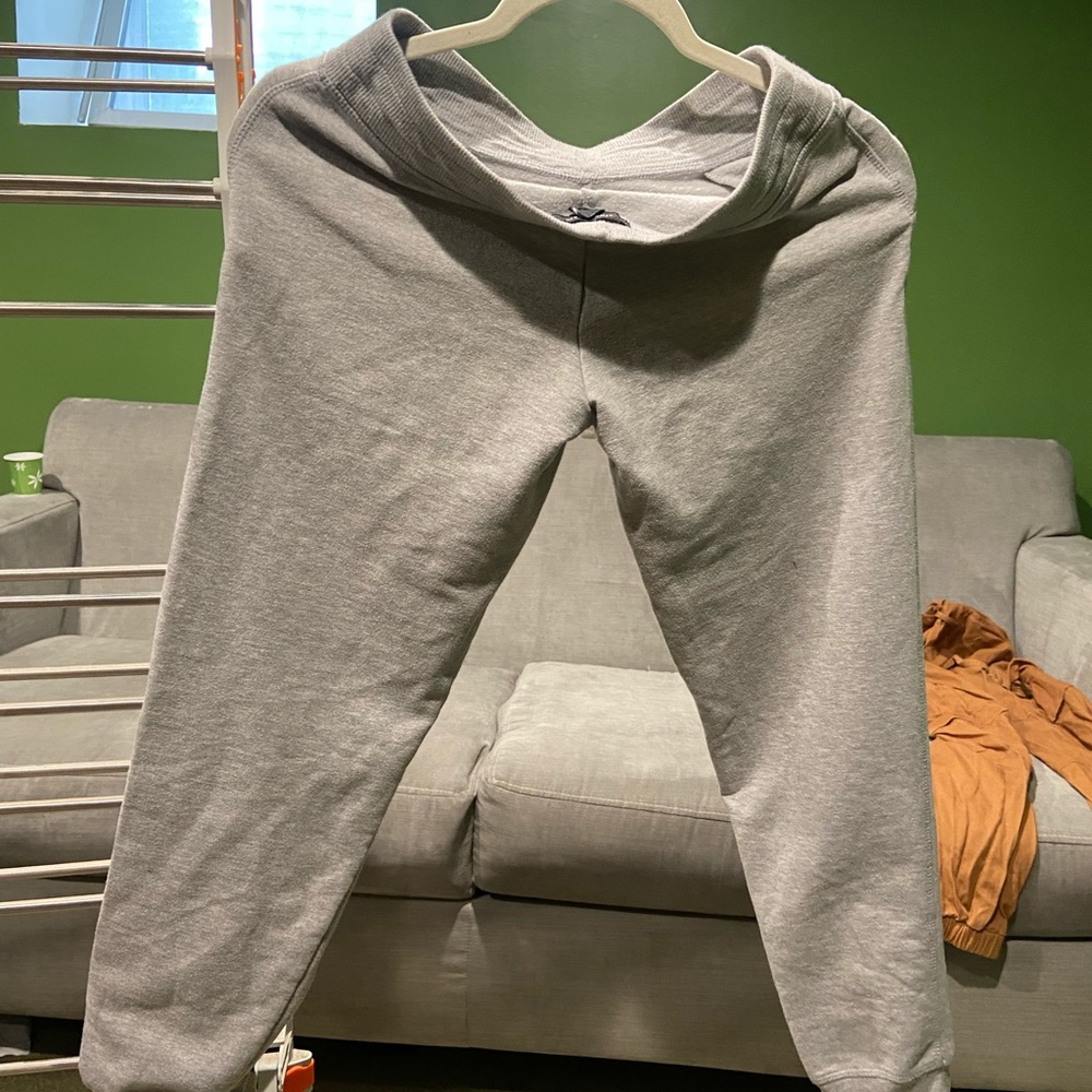 Atmosphere Sweatpants - Picture 4 of 10